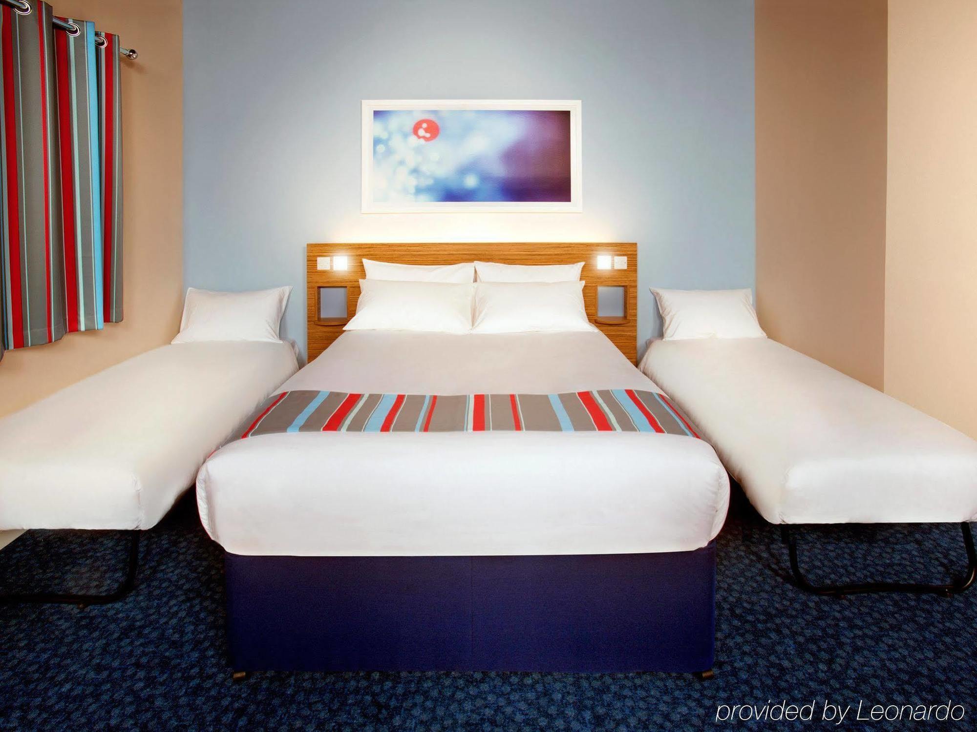 Travelodge London Greenwich Buitenkant foto